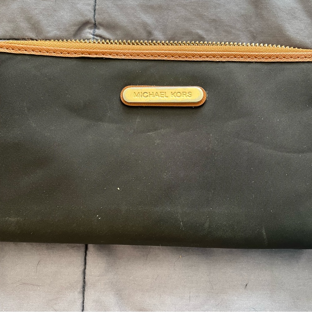Michael Kors zip around wallet
